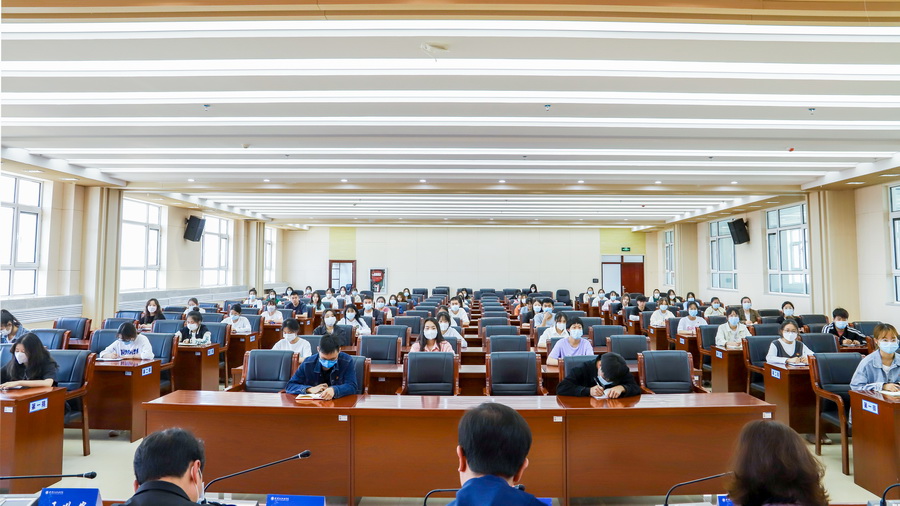 2022年5月17日   1929cc威尼斯入党积极分子、发展对象培训启动仪式 (3)_调整大小.jpg