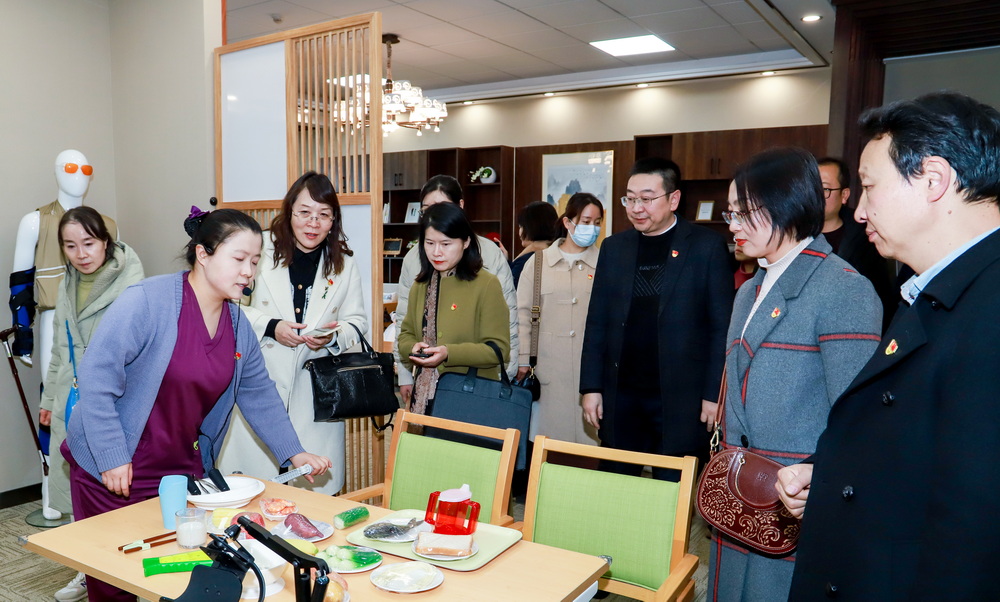 3-20231116lchlxy25_调整大小.jpg
